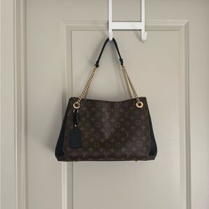 Louis Vuitton Surene MM in black/monogram